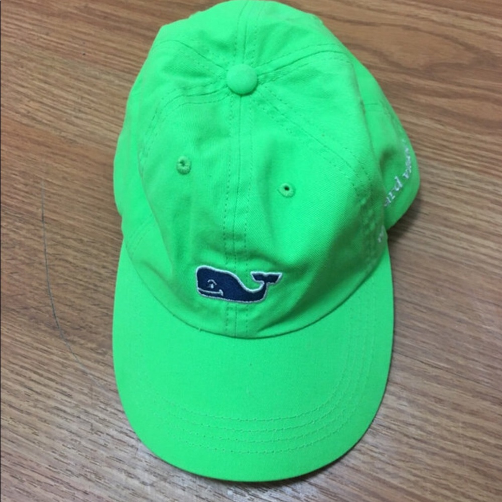 Vineyards vines dad hat